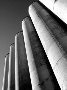 Be the CEO: Breaking down silos in business