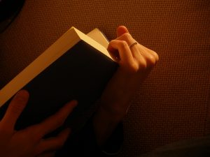 Bookworm benefits: How reading makes you a better writer